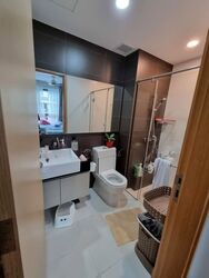 Esparina Residences (D19), Condominium #595530421
